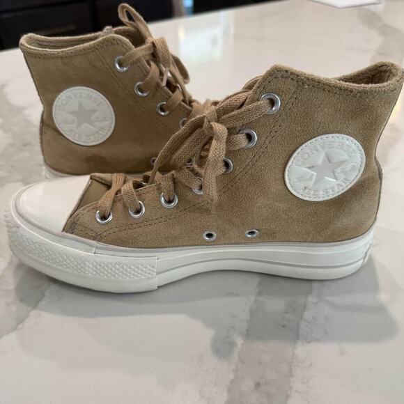 Converse Chuck Taylor All Star Lift Platform Suede High Top Shoes Womens 7 Khaki - Picture 1 of 10